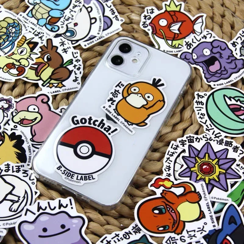 Anime Pokemon Pikachu Charizard Squirtle Hobby Series Valigia per laptop Adesivi carini Adesivi per frigorifero dei cartoni animati Collezione di giocattoli Regalo