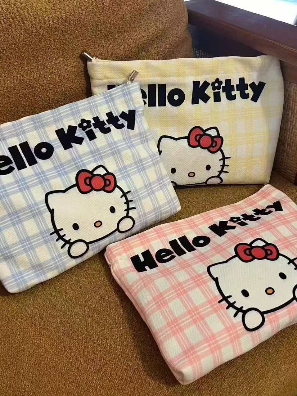 كارتون سانريو مرحبا كيتي حقيبة مستحضرات التجميل الصيف منعش حقيبة صغيرة الأكثر مبيعا الأزرق حقيبة صغيرة حقيبة التخزين الفتيات دمى هدايا