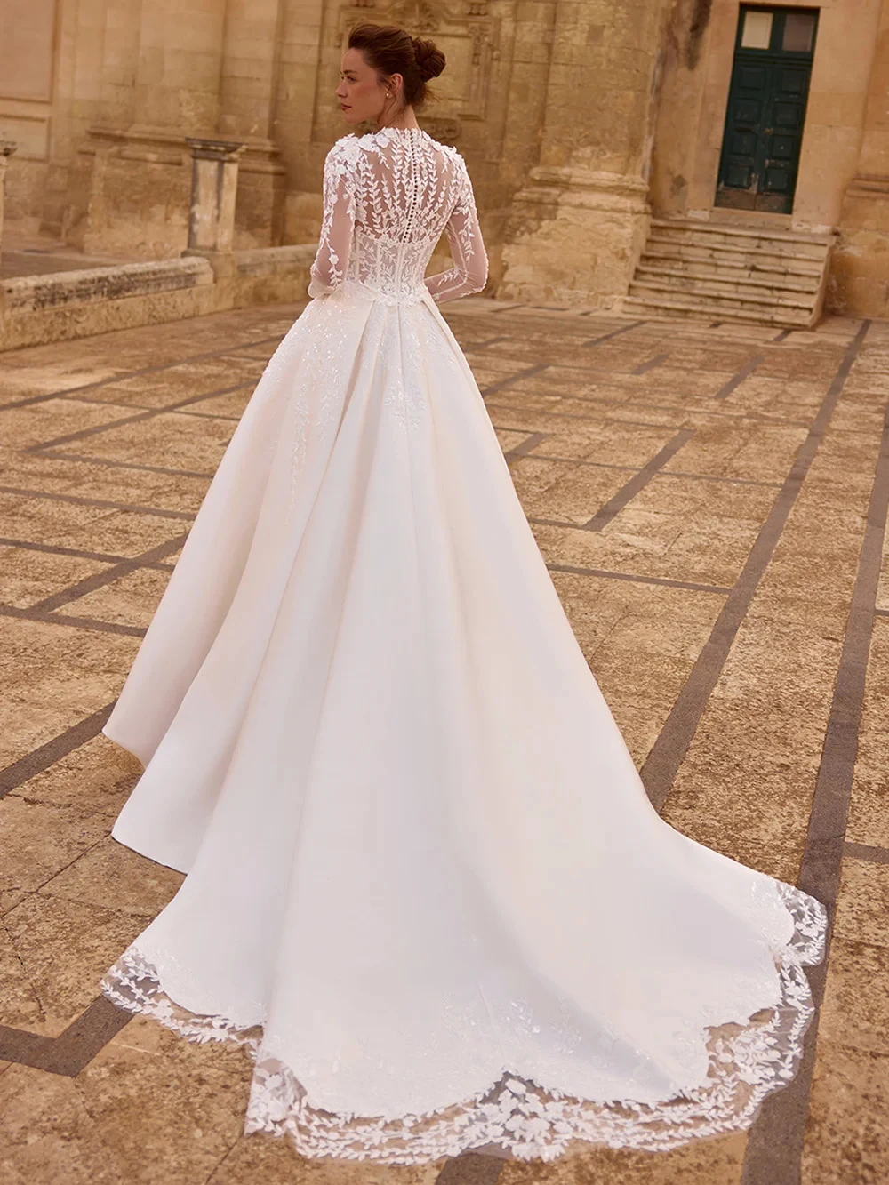 Luxury A Line Wedding Dresses for Ladies Elegant V Neck Bridal Gowns with Lace Exquisite Full Sleeve Vestidos De Novia New