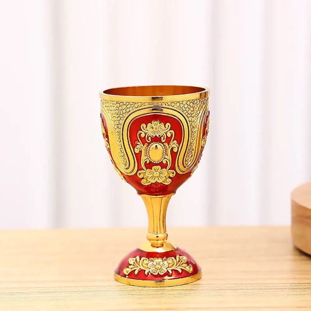 Retro European Metal Goblet Wine Glass Antique Alloy Chalice Creative Luxury Home Bar Drinkware Wedding Table Decor