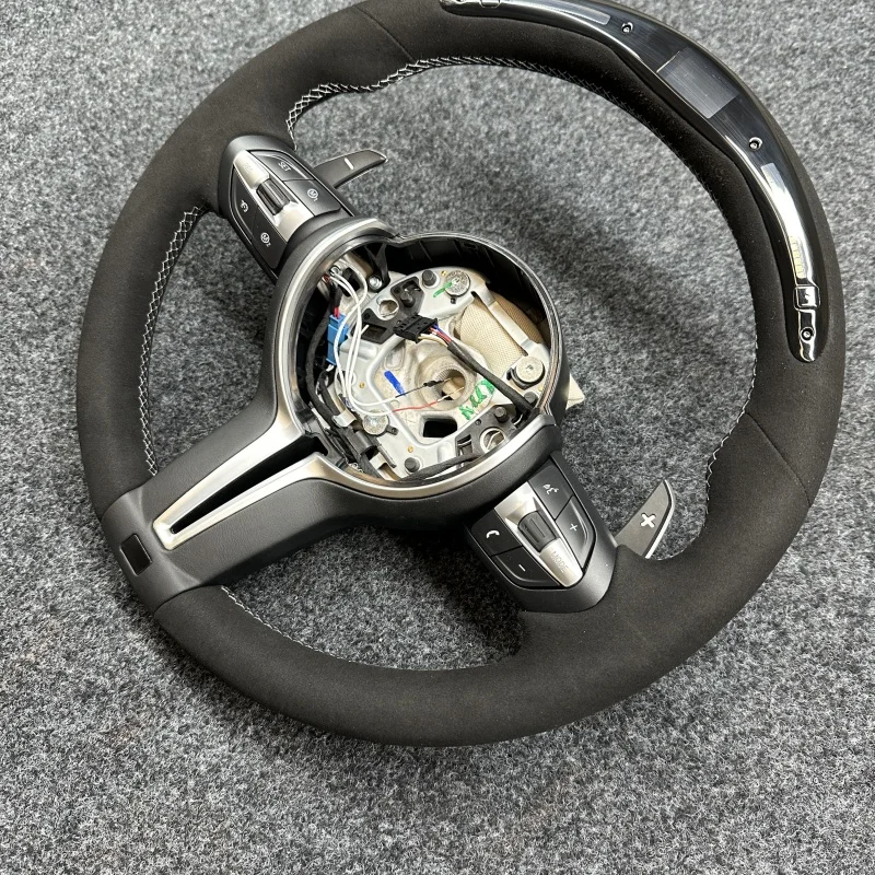 High Quality Car Steering Wheel for BMW M3 M5 F10 F30 F32 F20 F22 F87 F12 F06 F35 F80 F36 F80 F02 Suede LED Steering Wheel 5