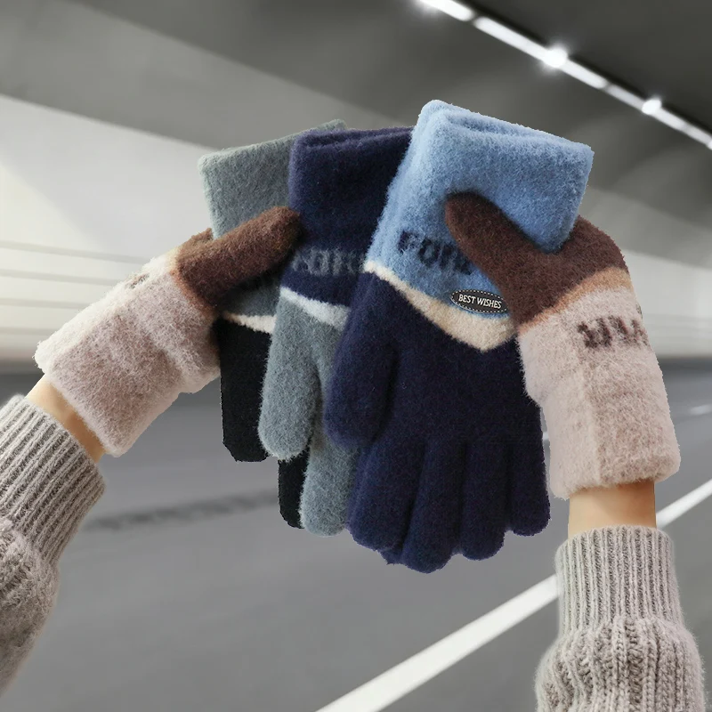 Touchscreen Gloves for Men, Winter Warmth Added with Thick Woolen Yarn, Knitted Cycling Gloves, Cold-Resistant Gloves for Men and Women