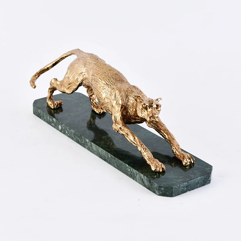 Metal Sculpture Hollow Leopard Artificial Animal Artifacts Golden Cheetah Decorative Figurines Home Decoration Accessories