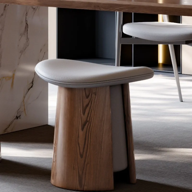 

Modern Minimalist Curved Stool Mid-Century Designer Ottoman for Living Room Makeup Vanity Bench & Entryway Shoe Changing Seat