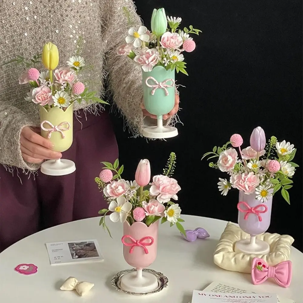 جديد المحمولة عالية الجودة دائم حامل قلم بلاستيكي الزنبق شكل منظم سطح المكتب تخزين دلو فرشاة للمكياج حامل هدية