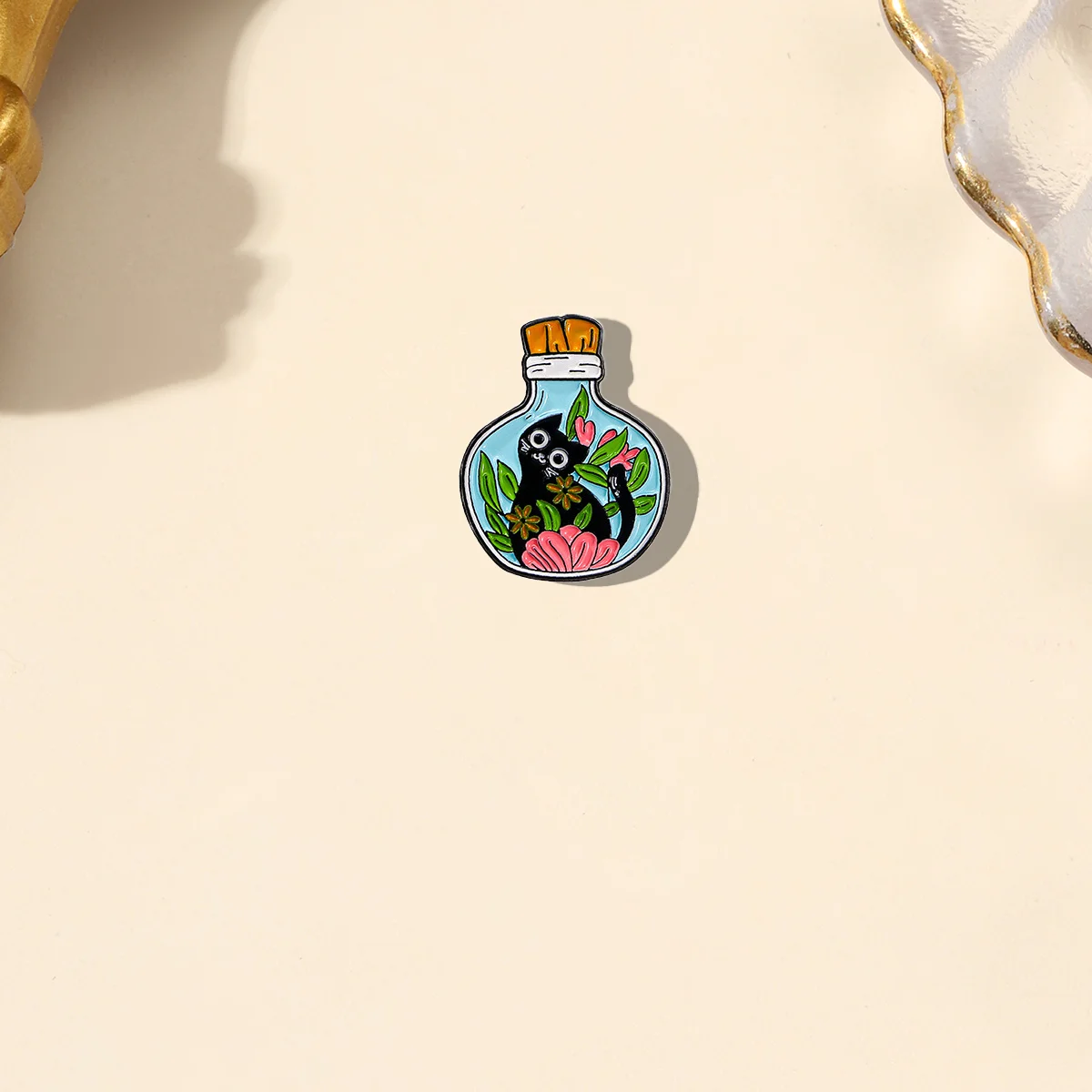 Creative Cat Brooch Women's Autumn and Winter Animal Metal Badge Trendy and Versatile Clothes Bags Scarf Accessories Brooch