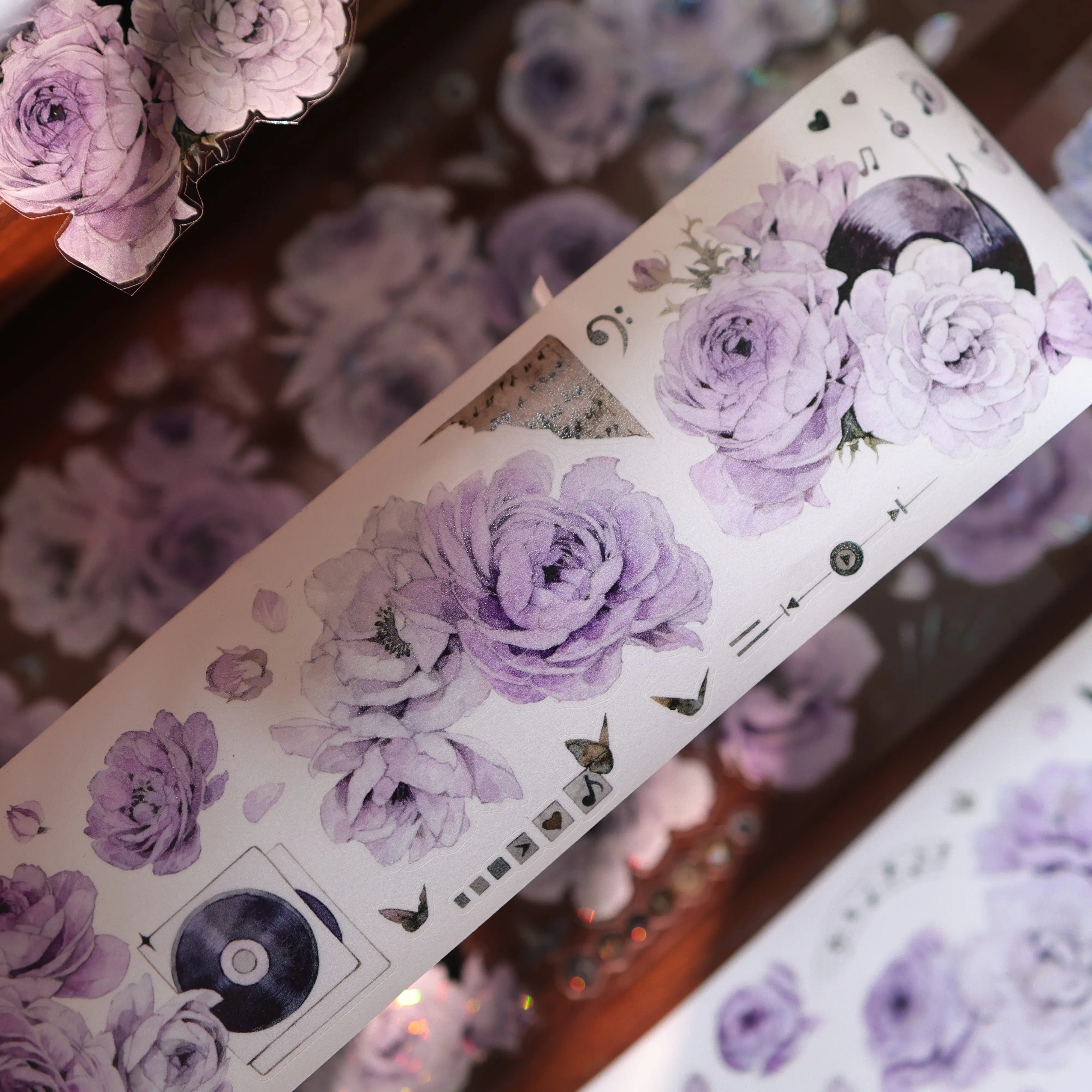 Yi'er 17 [Purple Rhyme Echo] Light Retro Journal Big Flower, Purple PET Washi Tape