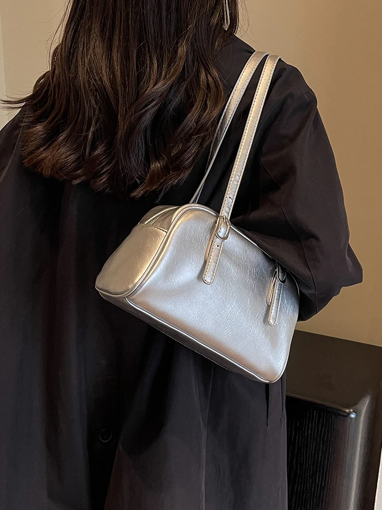 Fashionable Textured Women's Underarm Square Bags Autumn Large Capacity Versatile Handbags High Quality Shoulder Bag