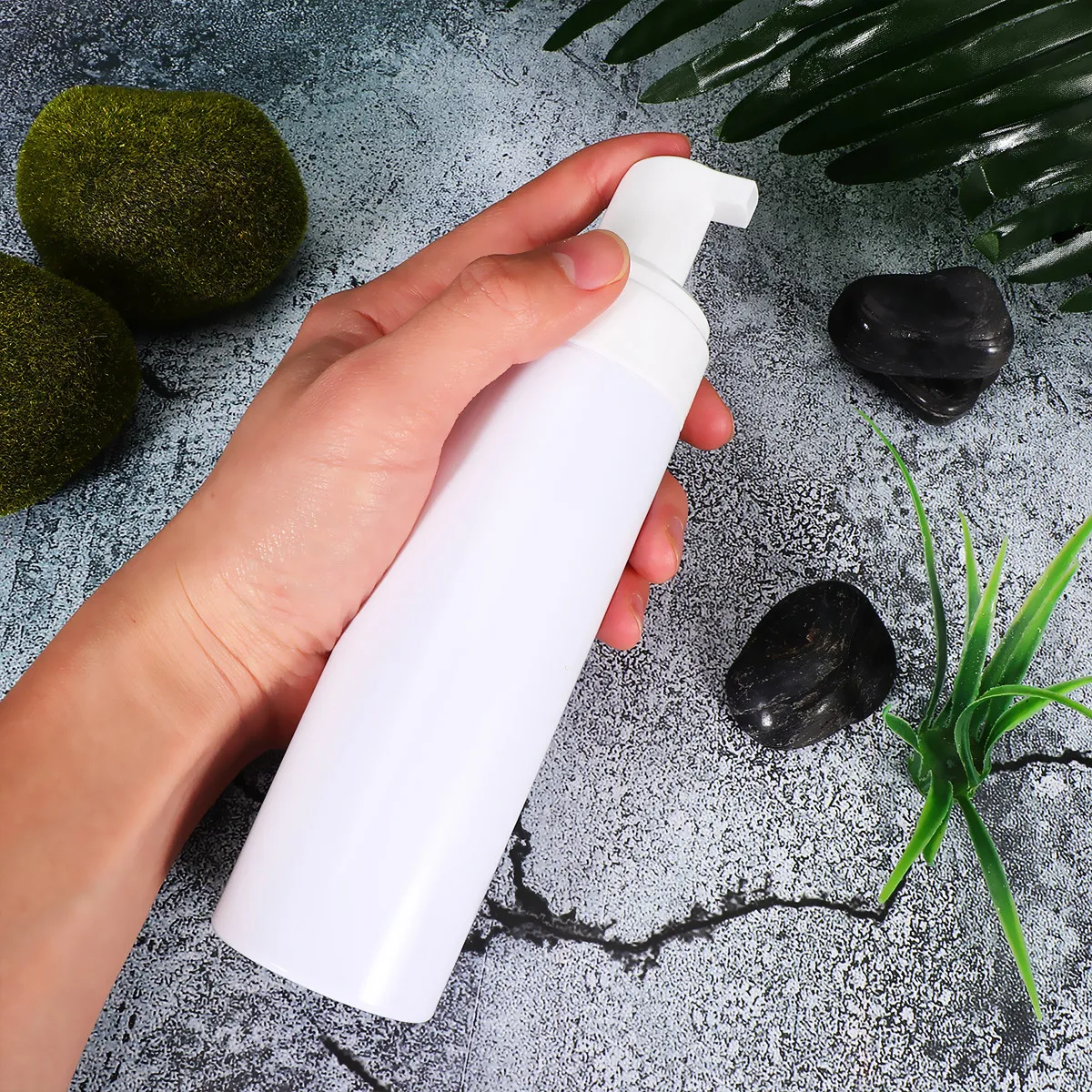 

4 шт. пластиковые бутылки с дозатором-помпой для жидкого мыла, безопасные контейнеры для хранения для дома и офиса