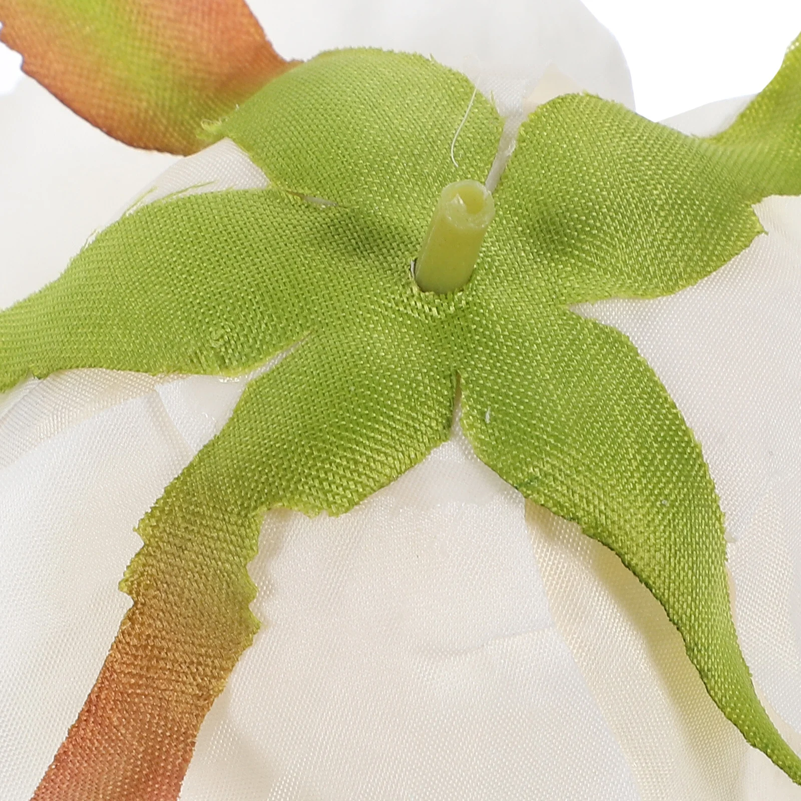 

6Pcs Artificial Roses Heads Lifelike Colors Wedding Centerpieces Decor Artificial Roses Heads Wedding Decorations for Reception