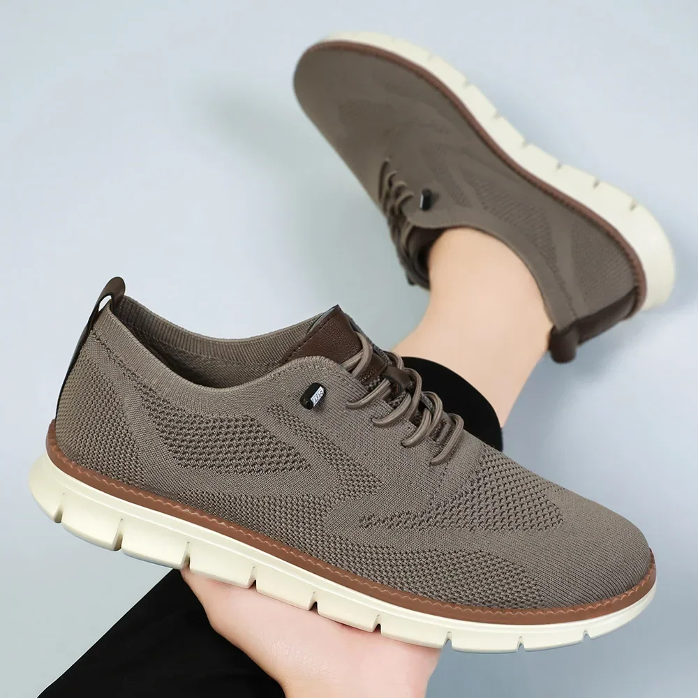 Chaussures de sport décontractées de style britannique pour hommes, chaussures de sport multifonctionnelles, chaussures simples respirantes en maille, extérieur, grande taille, automne, nouveau