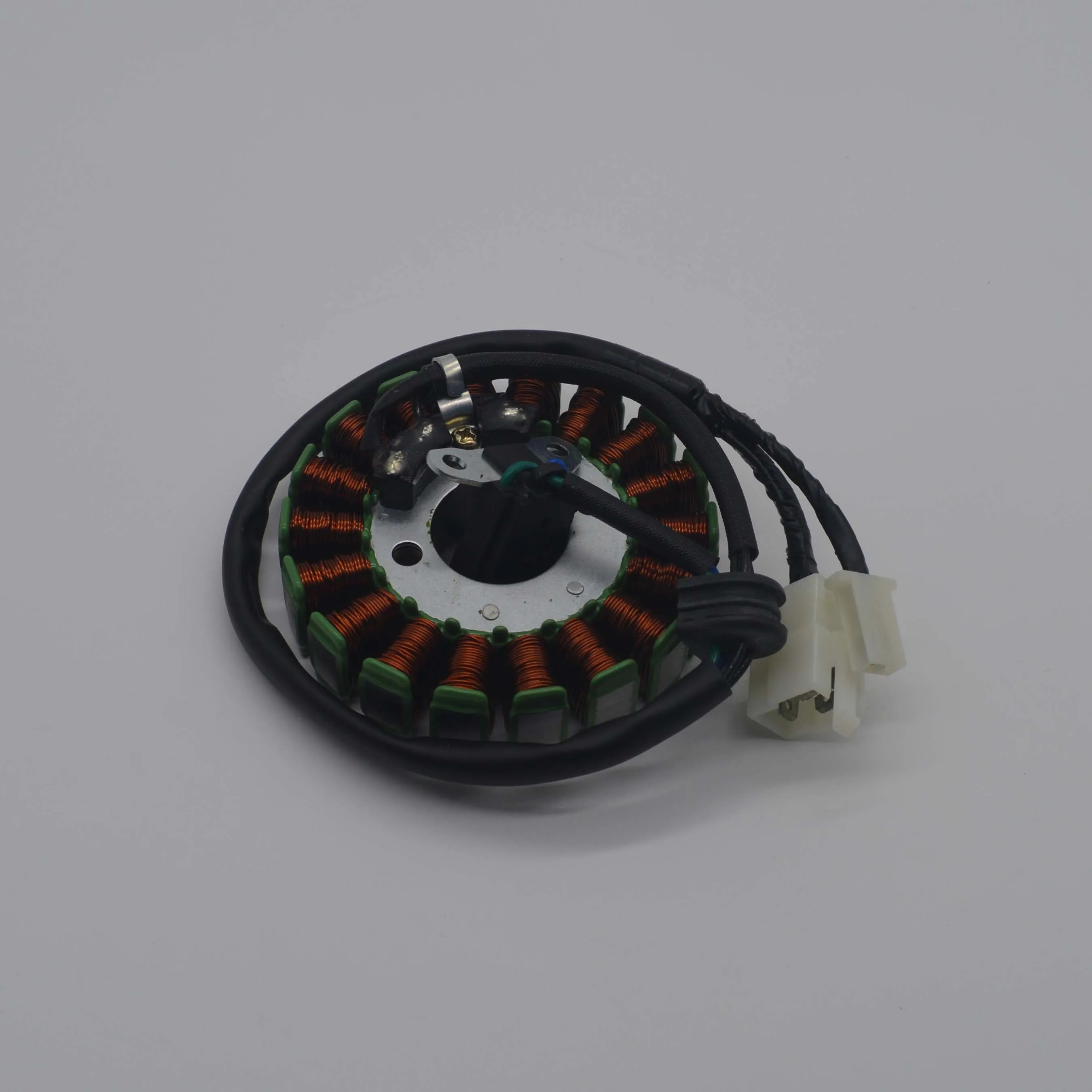 Estator de bobina magnética de encendido para Benelli TNT125 TNT135 Tornado Naked T 125 / TNT 125 135