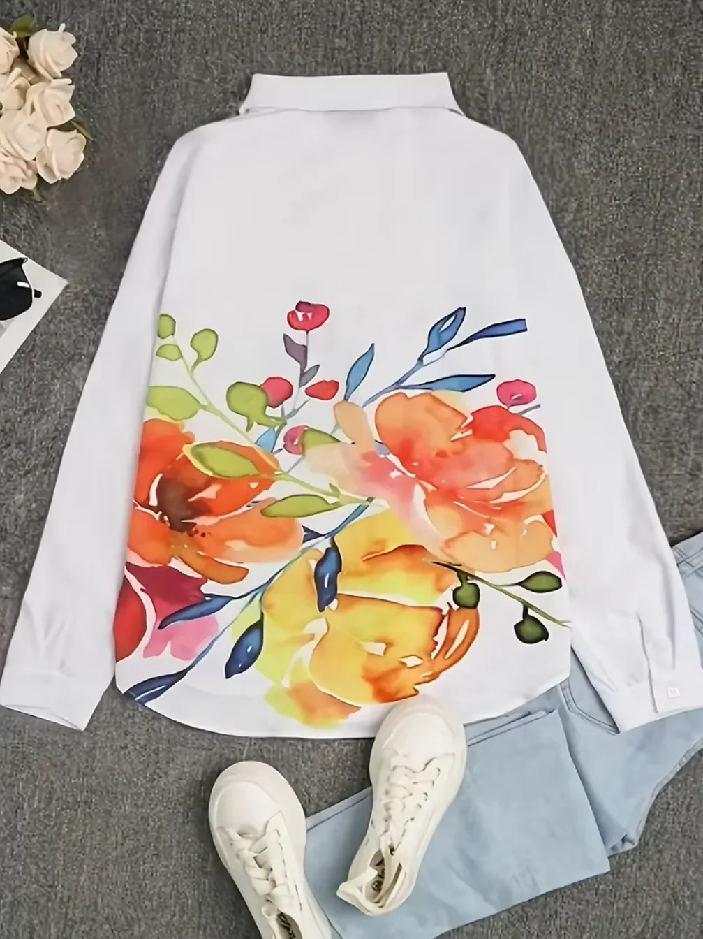 Damen-Bluse mit Blumenmuster, Langarm, Knopfleiste, Polyester, Lässiger Kragen, mit Taschen, für Alle Jahreszeiten – Detail 2