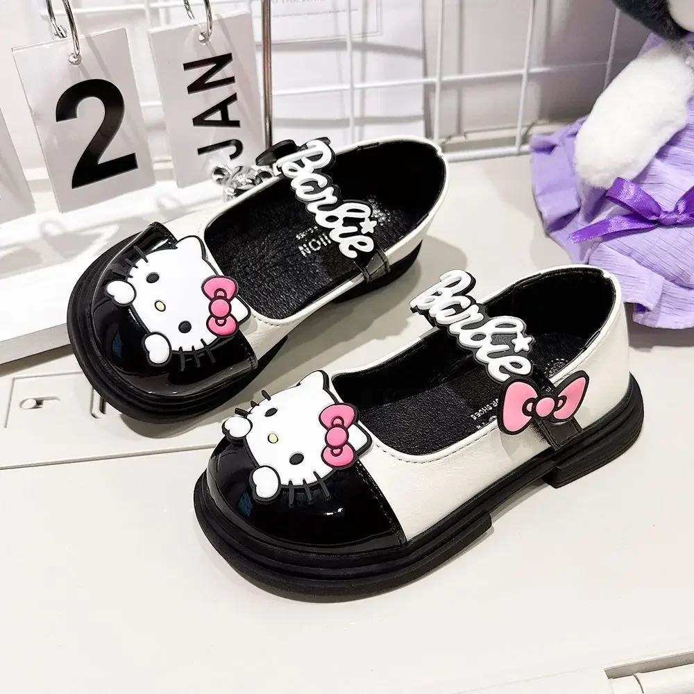 Girly Heart Kawaii Sanrio Anime Hello Kitty sepatu putri anak-anak kartun lucu lembut Ins sepatu papan Hitam indah hadiah untuk anak-anak