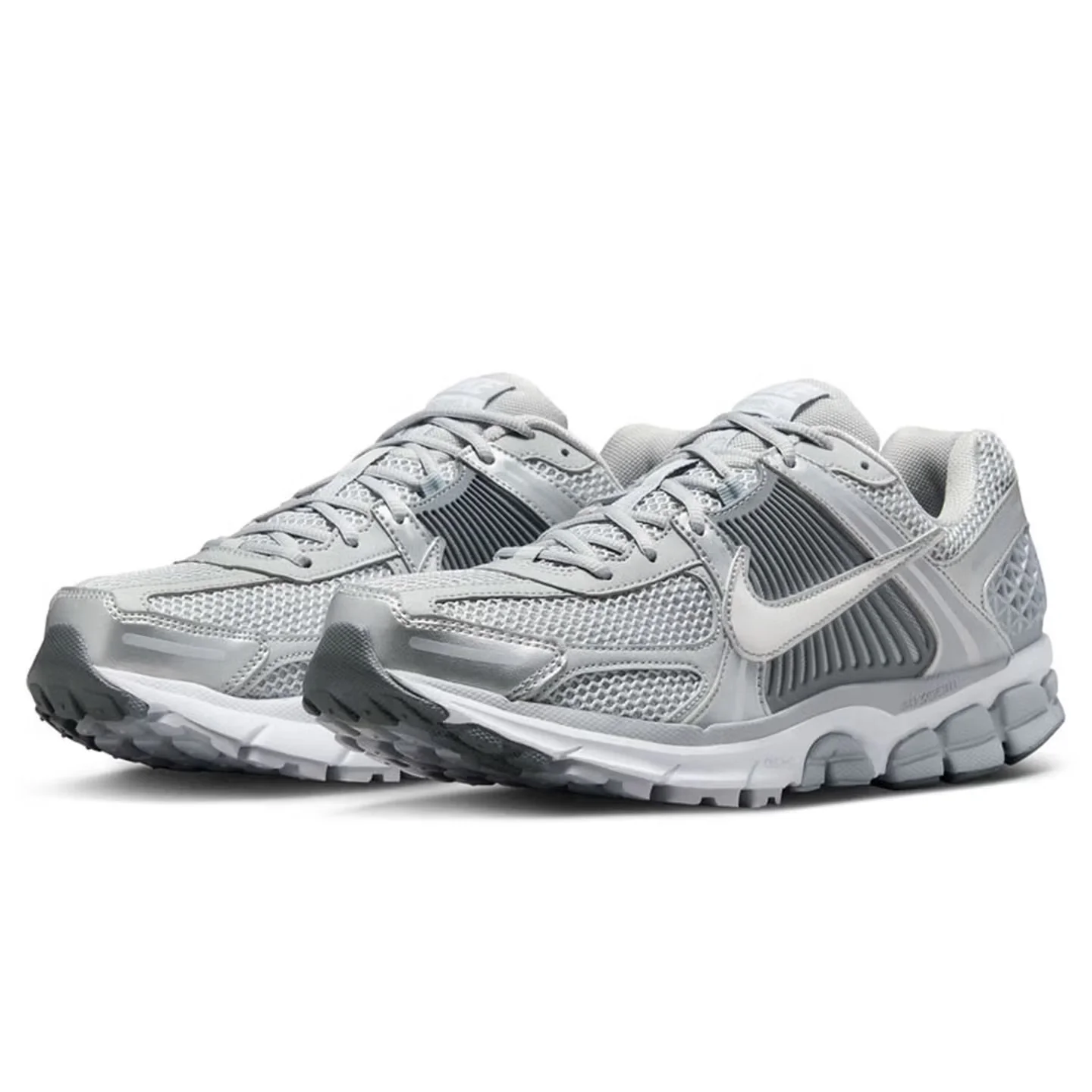 

Мужские кроссовки Nike Zoom Vomero 5 с круглым носком, комфортные, износостойкие, низкие, для повседневной носки, тренировок и городских поездок, серебристые, FJ4151-003