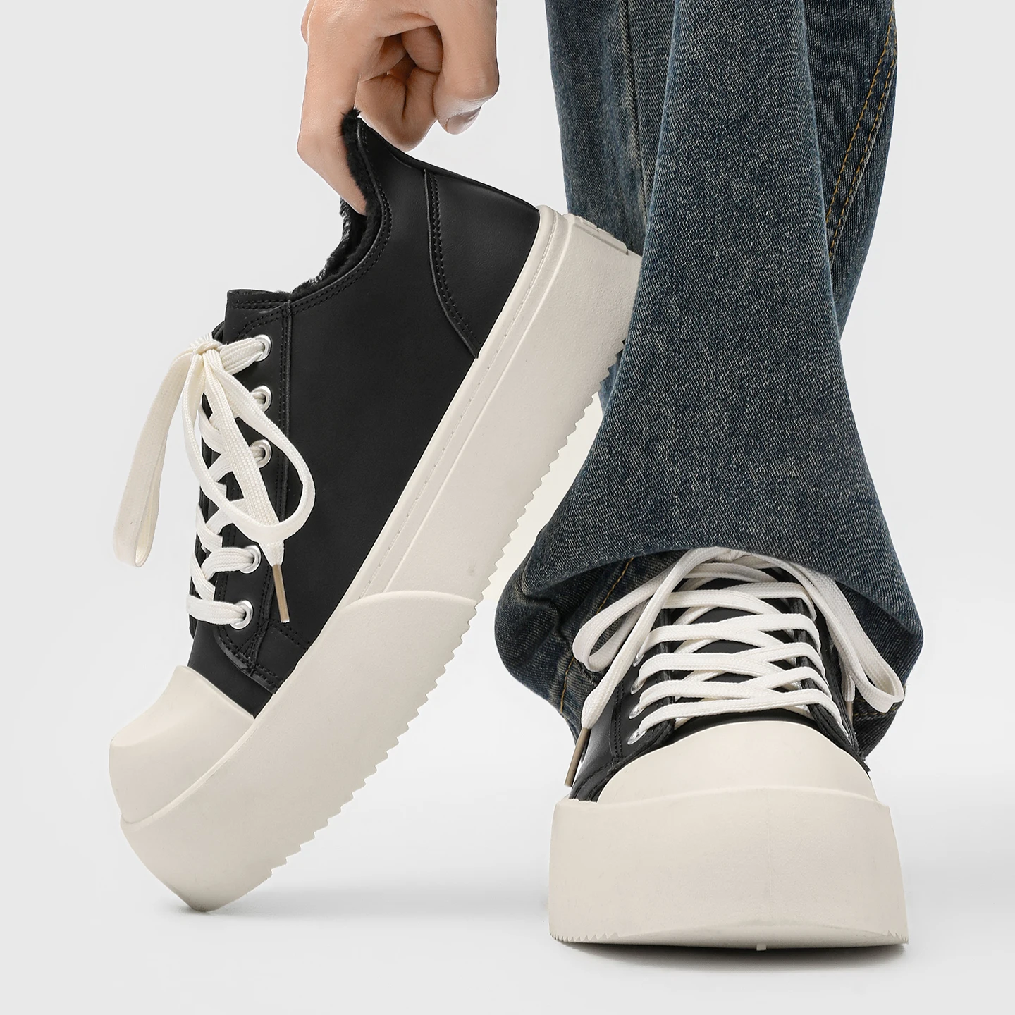 

Мужские повседневные кроссовки: теплые хлопковые туфли на толстой подошве, туфли с круглым носком на флисовой подкладке, модные универсальные туфли с низким берцем.