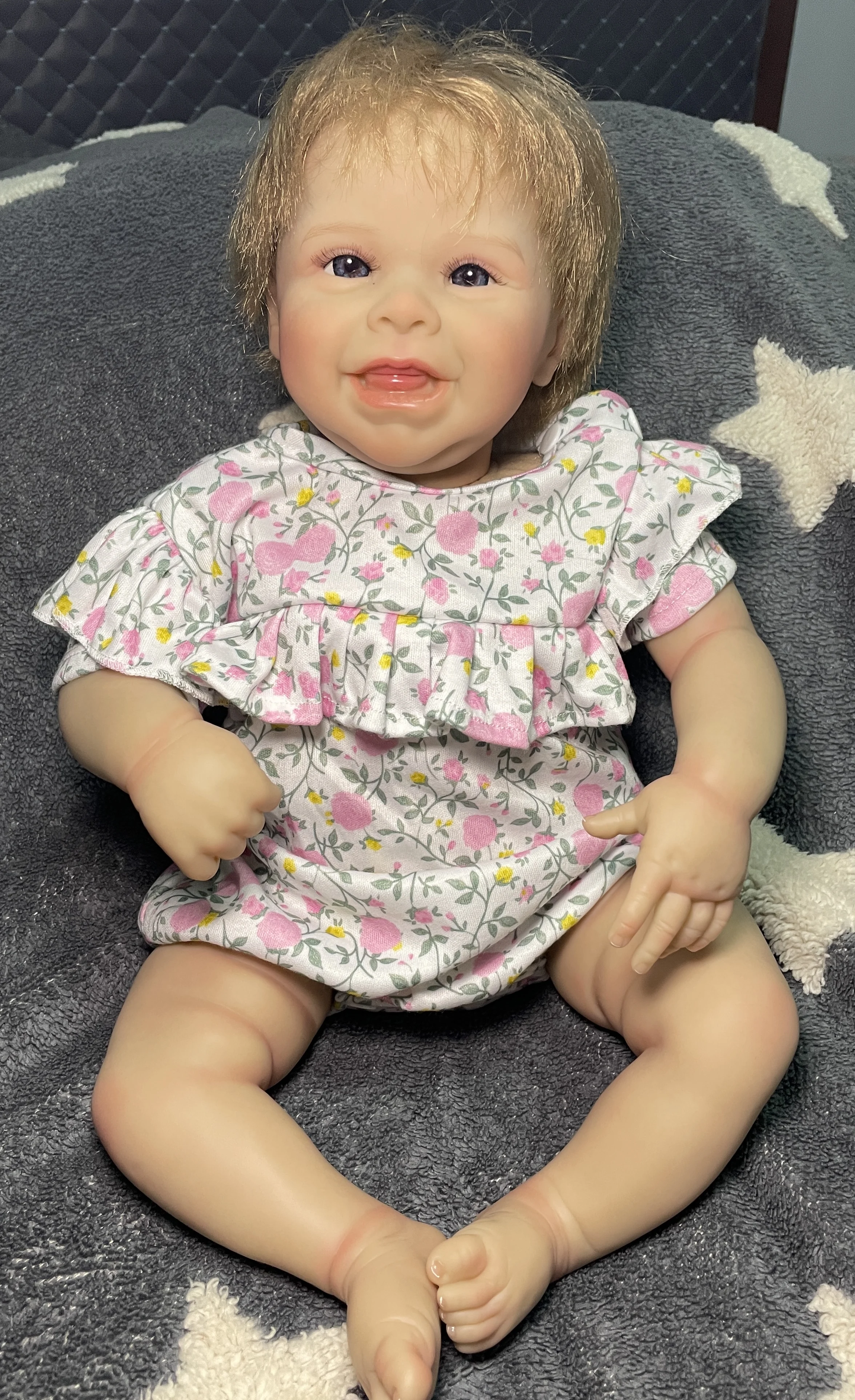 

Реалистичная кукла Bébé 48 см — реалистичная кукла ручной работы для новорожденных с 3D-кожей, укореневыми волосами и видимыми венами. Лучший подарок для детей