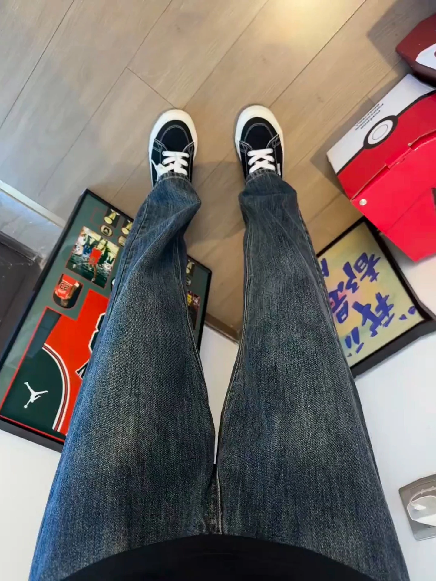 

Retro Blue Men's Flared Jeans High Street American Style Knife Straight Leg Jeans Slim Fit Vibe Wind Narrow Version Jeans
