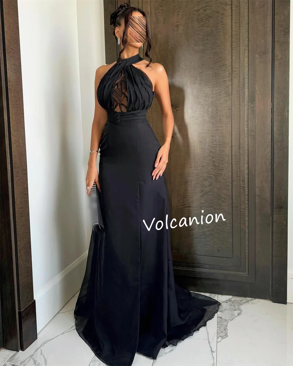 Abiti lunghi a trapezio con scollo all'americana e pieghe con perline in charmeuse personalizzati Occasioni su misura Moda Elegante stile moderno da sera