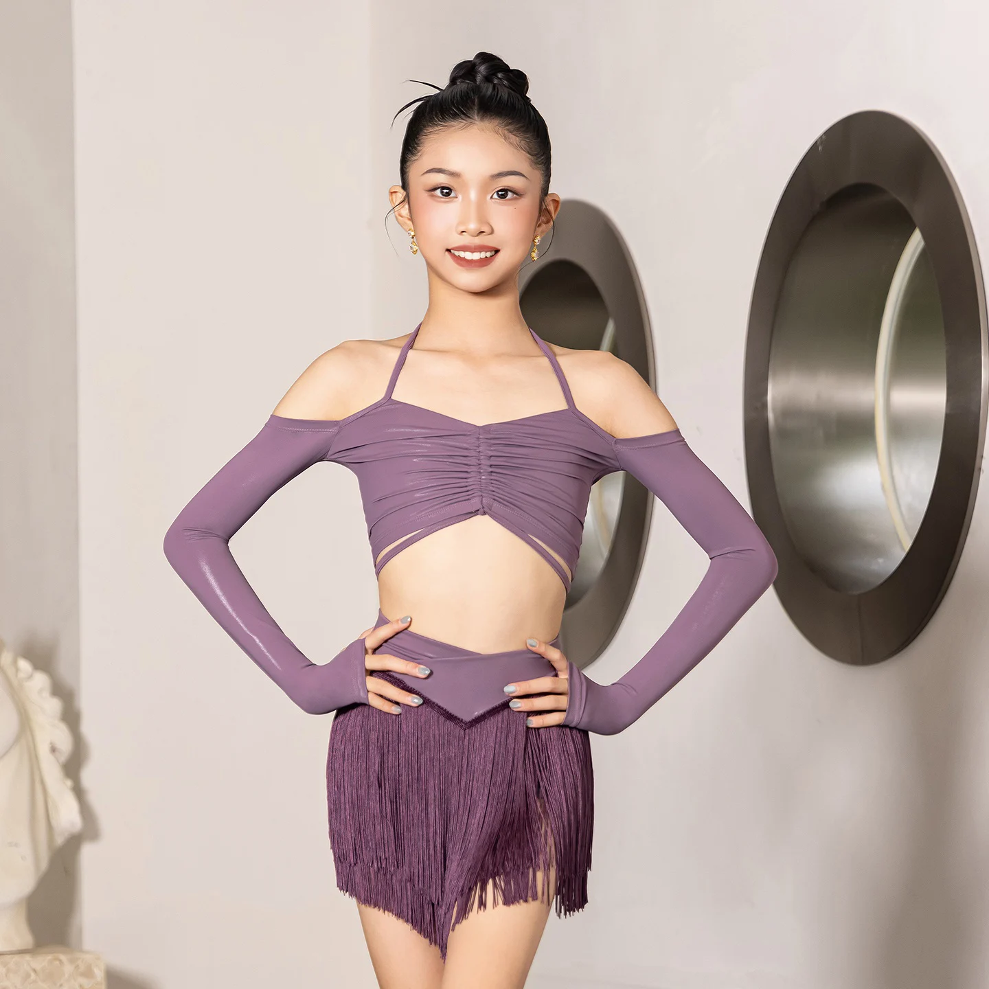 

Костюмы для латинских танцев для девочек 2025 года, топы с длинными рукавами, юбка с кисточками, одежда для выступлений, ча-ча-румба, костюм для соревнований, BL17273