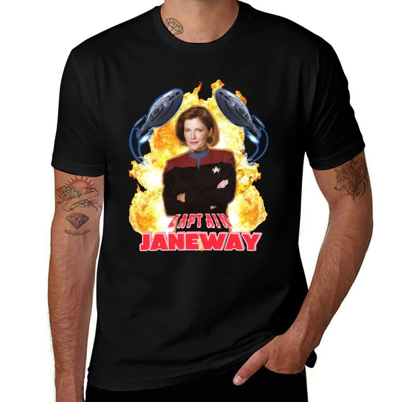 

CAPTAIN JANEWAY OF THE USS VOYAGER!!!! T-Shirt cotton t shirts high quality t shirt man luxury t shirt man cotton T-shirt