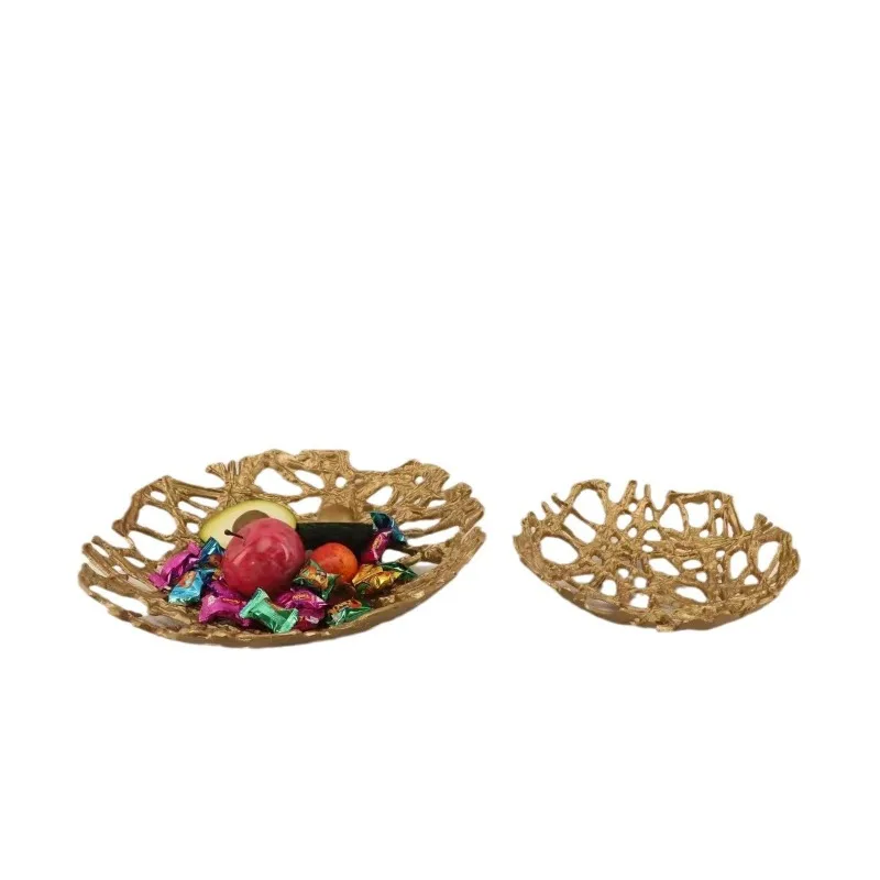 

Modern simple geometric metal hollow fruit plate ornament, home soft decoration jewelry