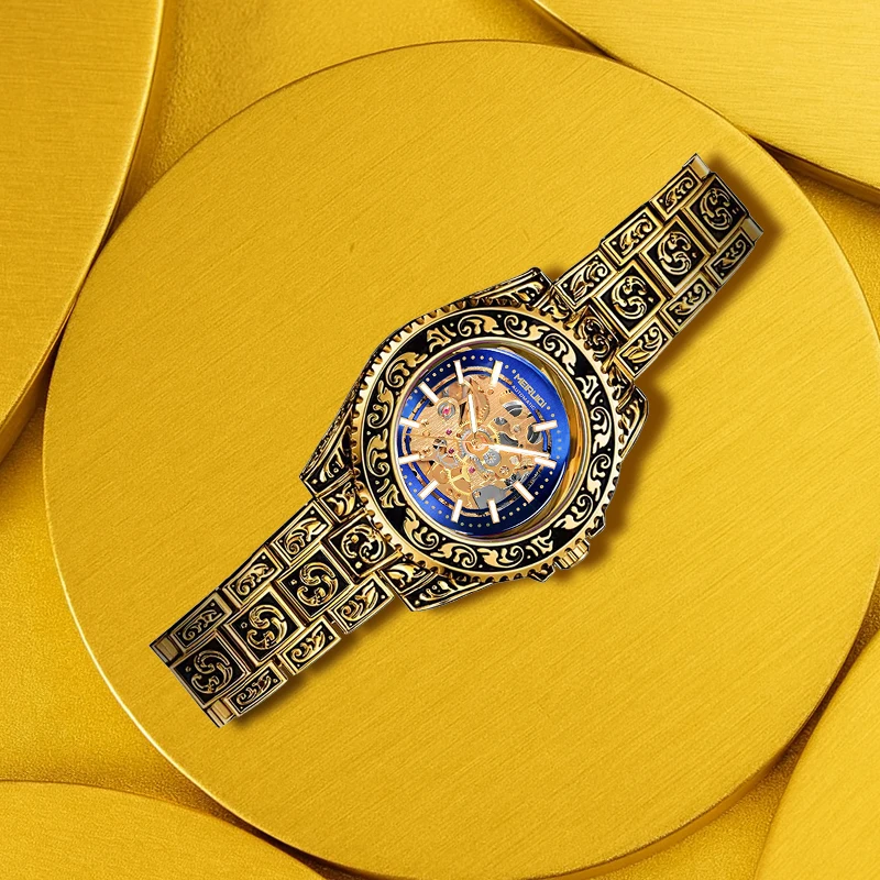 A men's yellow steel strap dial with gear wheel, cool, gorgeous, casual, fashionable, gift giving, good mechanical watch