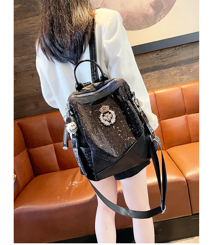 Sequined Backpack Women's 2025 New Mochilas Para Mujer Fashion Casual Backpack Large Capacity Travel Bag Pack