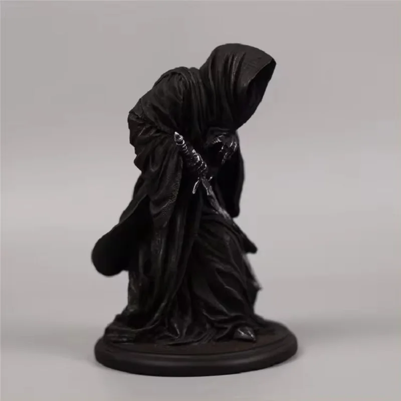 15CM Dark Knight Witch King Black Knight Ring Spirit Model Character Resin Statue Decoration Gift