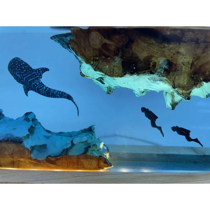 Sea World Organism Resin Table Light Creactive Art Decoration Lamp Divers Whale Theme Night Light  USB Charge