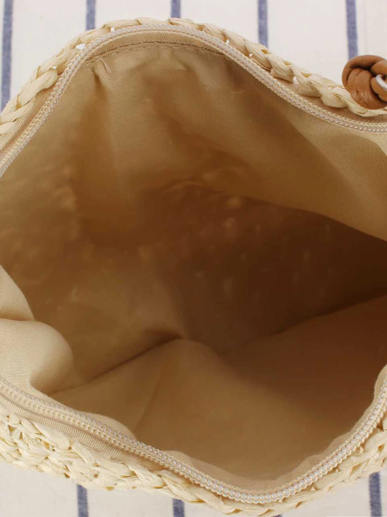 2025 Nieuwe Faion Color Handheld Wier Bag Casual Simple Sle Beach Vaion Damestas Zachte handtas Ritssluiting