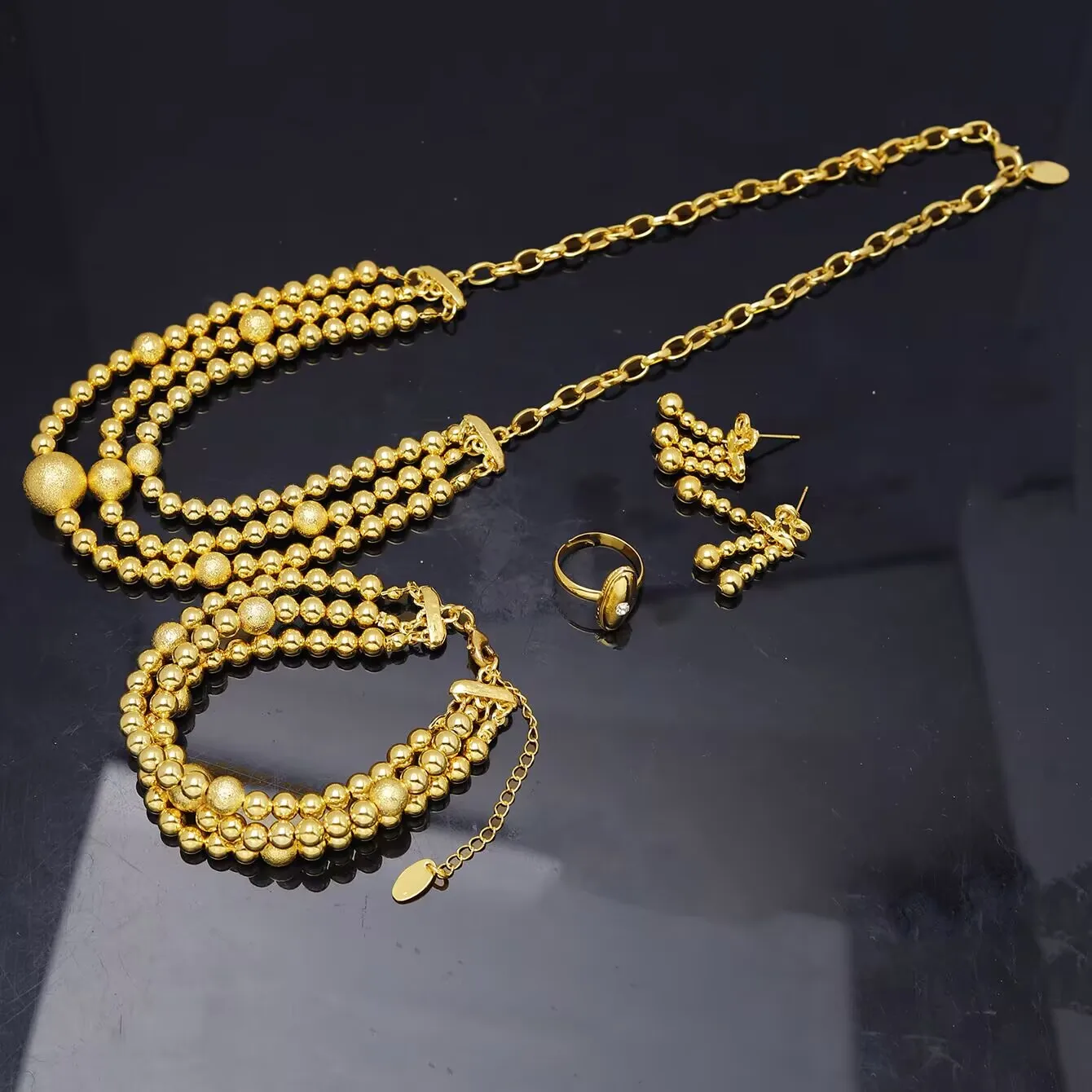 

New Dubai Italy UK 24K Gold Plated Necklace Earrings Rings Bracelets Engagement Party Jewelry Gift Set for Lovers YY10690