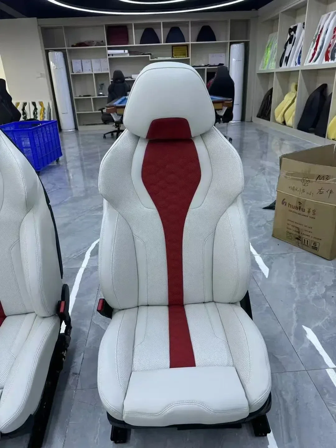 Picture 4: YLA Car Interior Accessories Customized E71 Seat Upgrade F90 Series Seat Upgrade Kit for E71 X3 X5 X6 M3 M5 Series Upgrade M