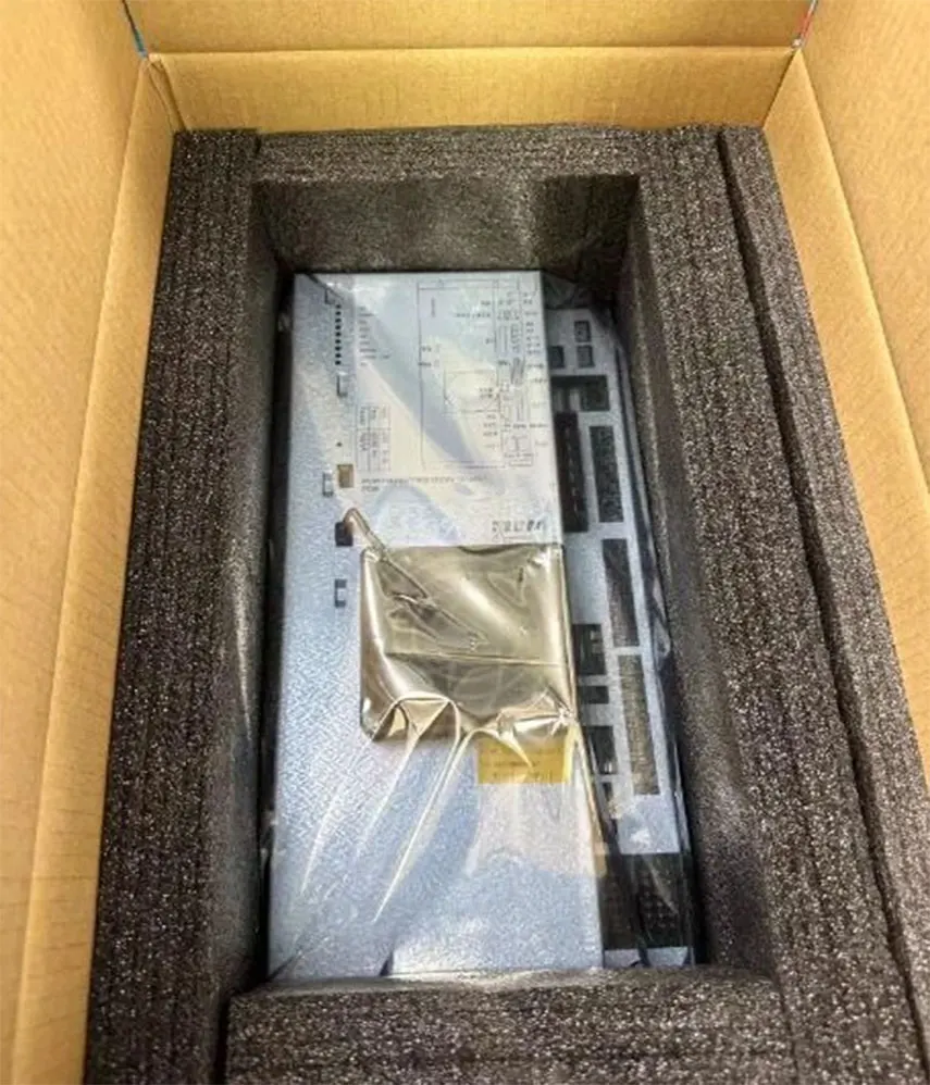 العلامة التجارية الجديدة 3HNA031006-001 3HAC029818-001 ضمان لمدة سنة واحدة