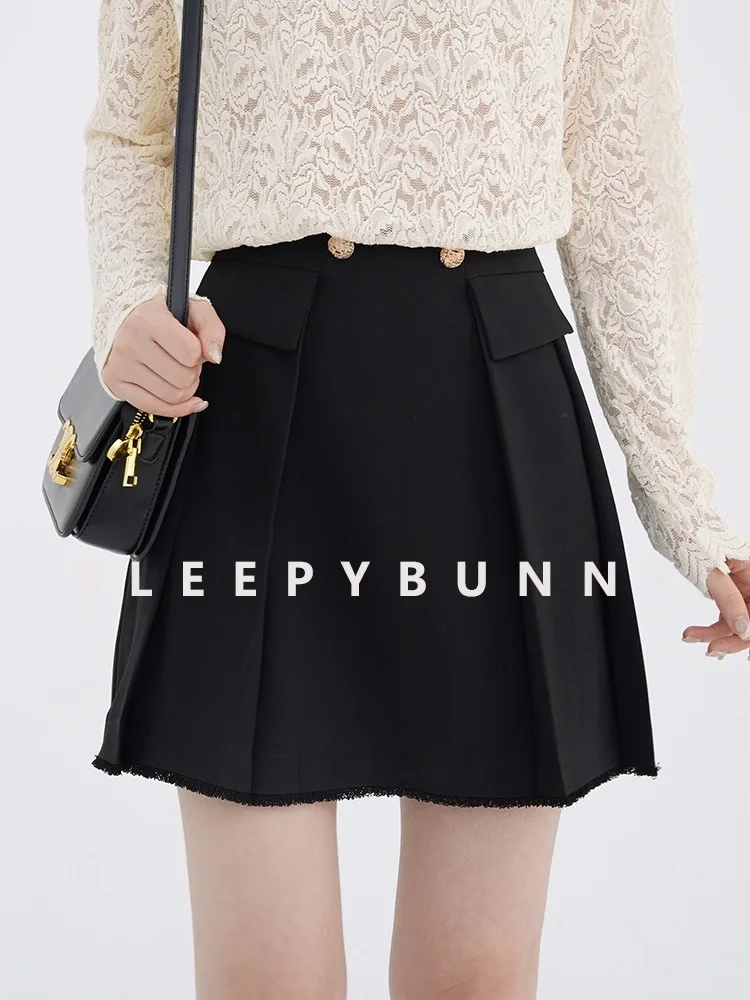 

Elegant A-Line Mini Skirt for Women High Waist Pleated Short Skirt with Pocket Detail Korean Style Casual Black Skirt Daily Look