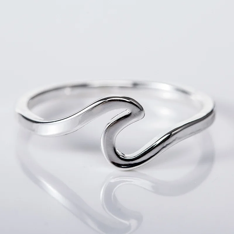 Aliexpress Wish hot-selling Simple Wave Ring Simple Alloy Silver Plated cross-border First Jewelry Wholesale