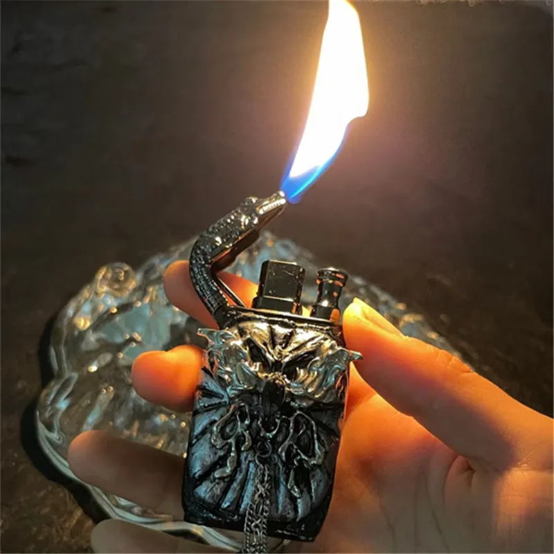 New handmade dual fire crocodile head gas lighter with metal three-dimensional relief direct conversion to open flame lighter