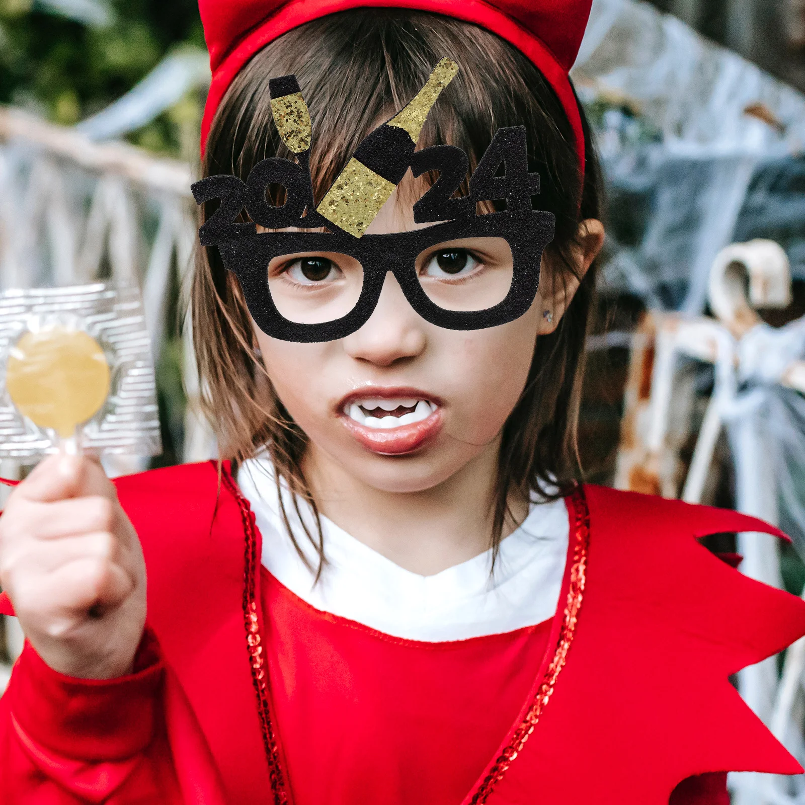 

2024 New Year Party Glasses Fashionable Unique Design Photo Props Lightweight Non Woven Plastic Safe Sturdy Eye Wear