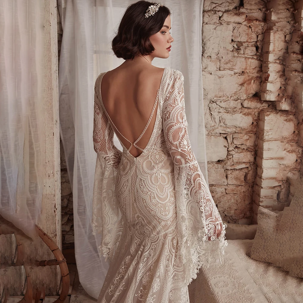 Abito da sposa a maniche lunghe con sirena in pizzo all'uncinetto taglie forti con scollo a V Foto reali Nappe aperte sul retro personalizzate Abito da sposa squisito