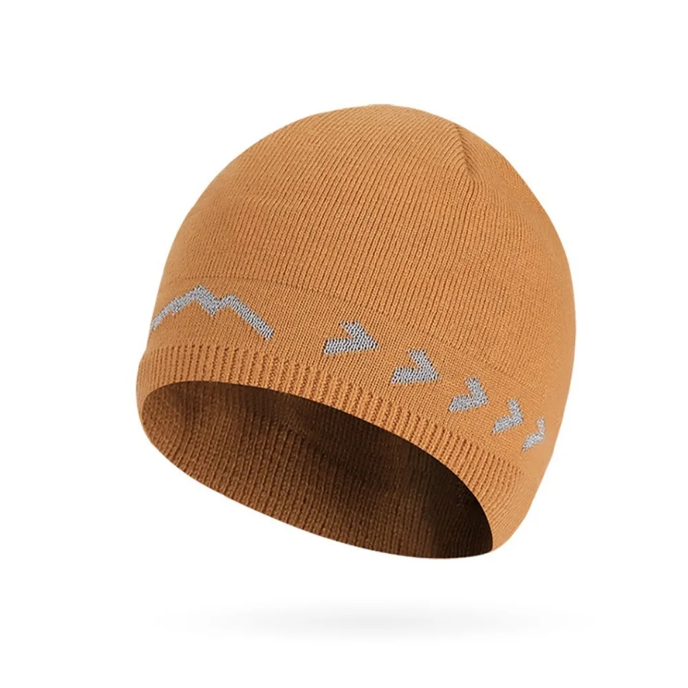 Polyester Material Reflective Knitted Hat Reflective Stripe Ribbed Knit Texture Ribbed Knit Beanie Unisex Design