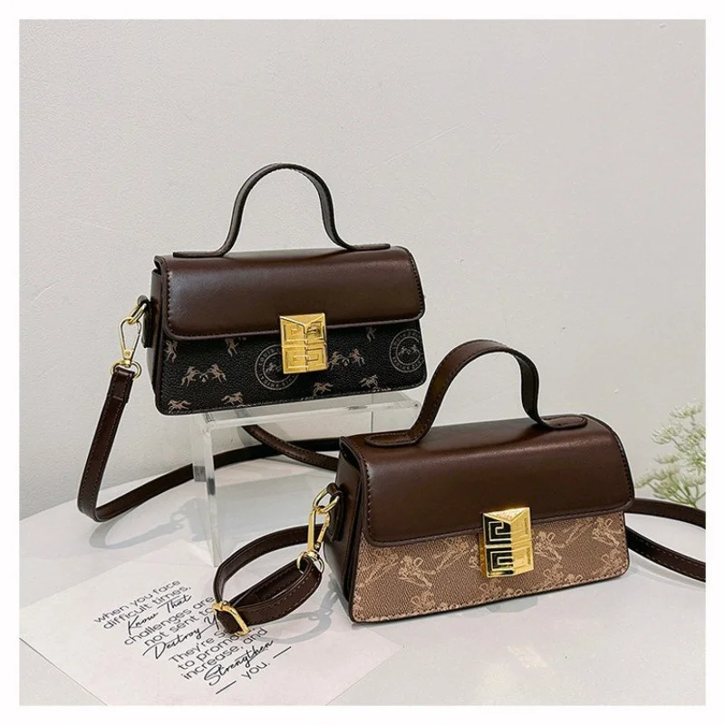 

Известная дизайнерская кожаная женская сумка-тоут Модная элегантная сумка через плечо с гладкой текстурой Винтажная повседневная сумка на каждый день ​