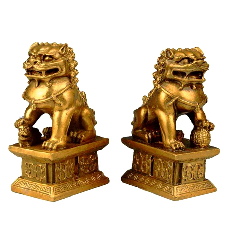 A copper lion lion on a Imitation brass defends Zhaocai pro career home furnishings Home Furnishing