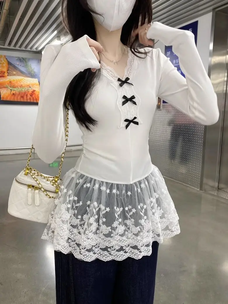 

Lace V-neck Long Sleeve T-shirt Women's Spring Interior Bottom Shirt Reduced Age Bow Top