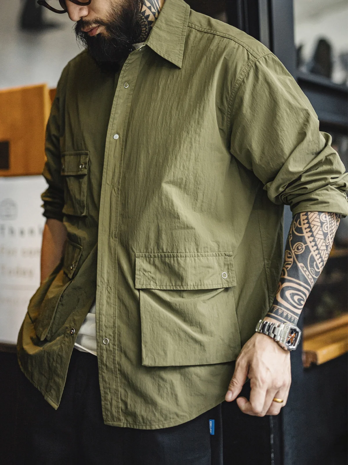 

Мужская повседневная рубашка Maden American Style с длинным рукавом, весенняя, для активного отдыха, свободного кроя, в стиле милитари, с множеством карманов, плиссированная, из хлопка и полиэстера