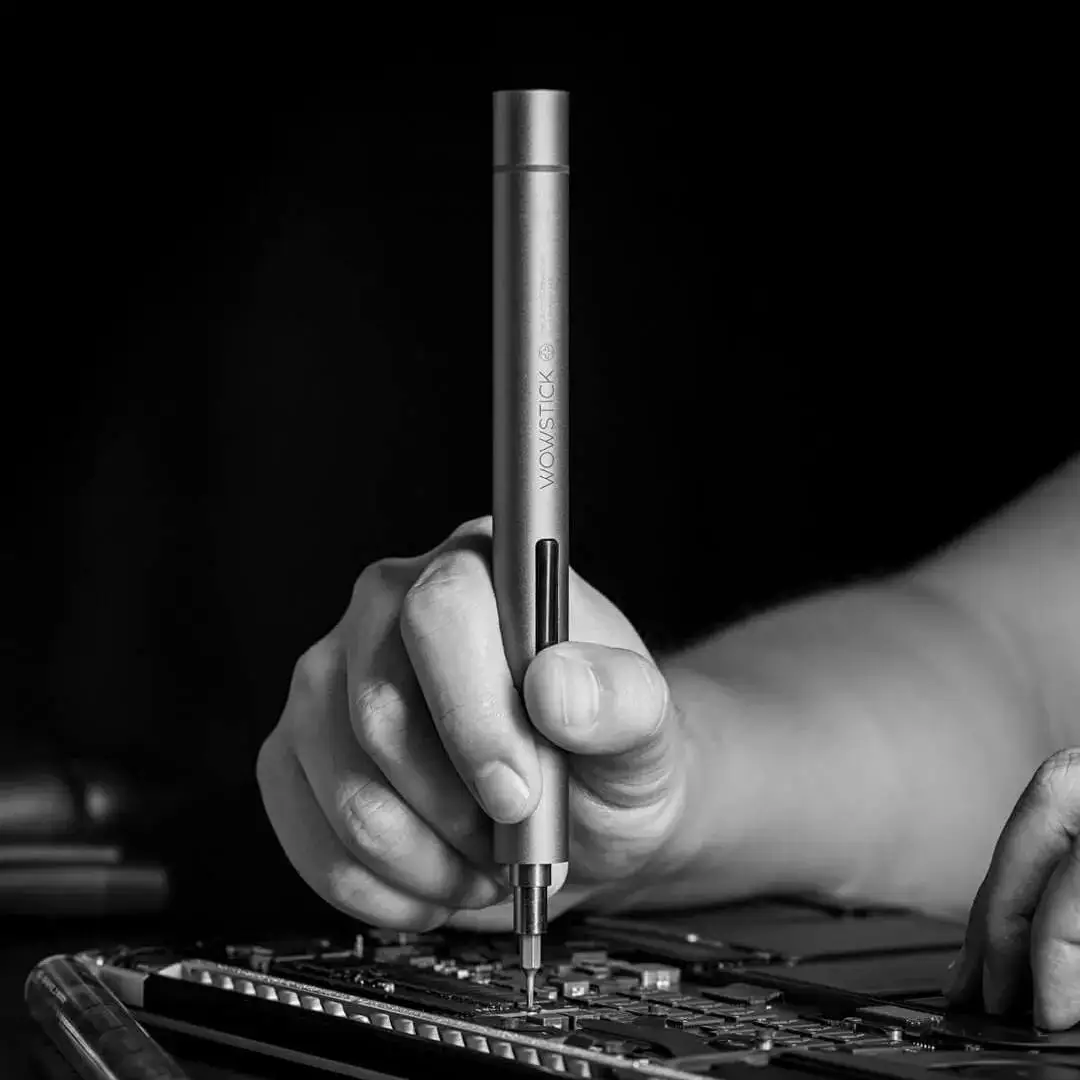 Wowstick 1F + 64 em 1 chave de fenda elétrica de precisão de íon de lítio todo em alumínio carga sem fio LED kit de chave de fenda elétrica com luz