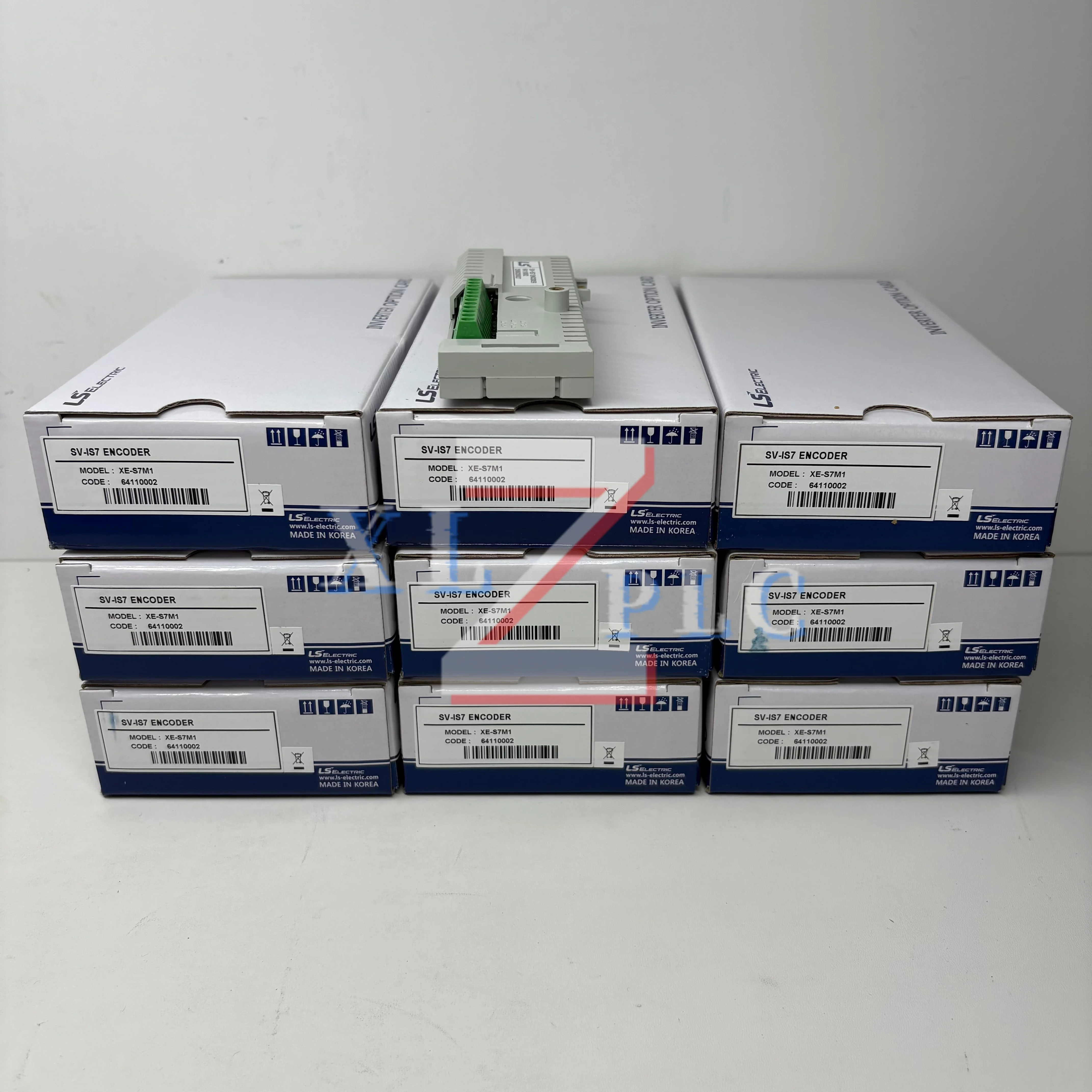 

Новая оригинальная опционная карта инвертора SV-IS7 ENCODER XE-S7M1