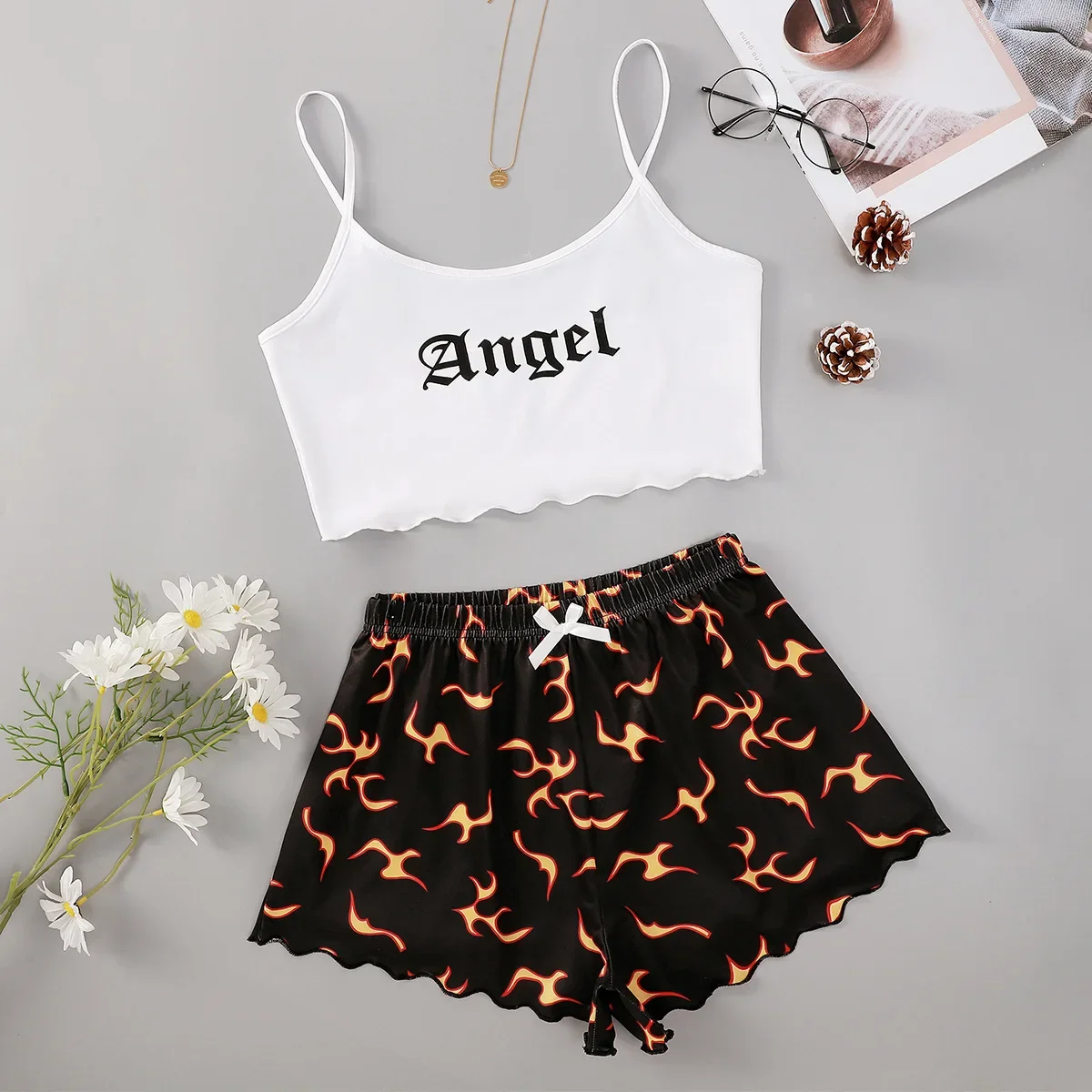 

Women's Pajamas Suit Sexy Lingerie Flame Suspender Pajamas V-leader Top And Shorts Suit Pajamas Family Suit