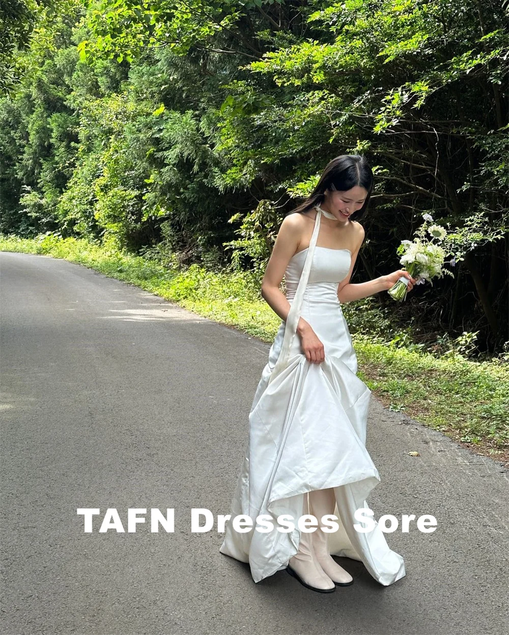 TAFN-Simples A-Line Vestidos de casamento sem mangas, vestido de noiva elegante, Custom Made, Strapless Photo Shoot Dress, Andar de comprimento, Coréia