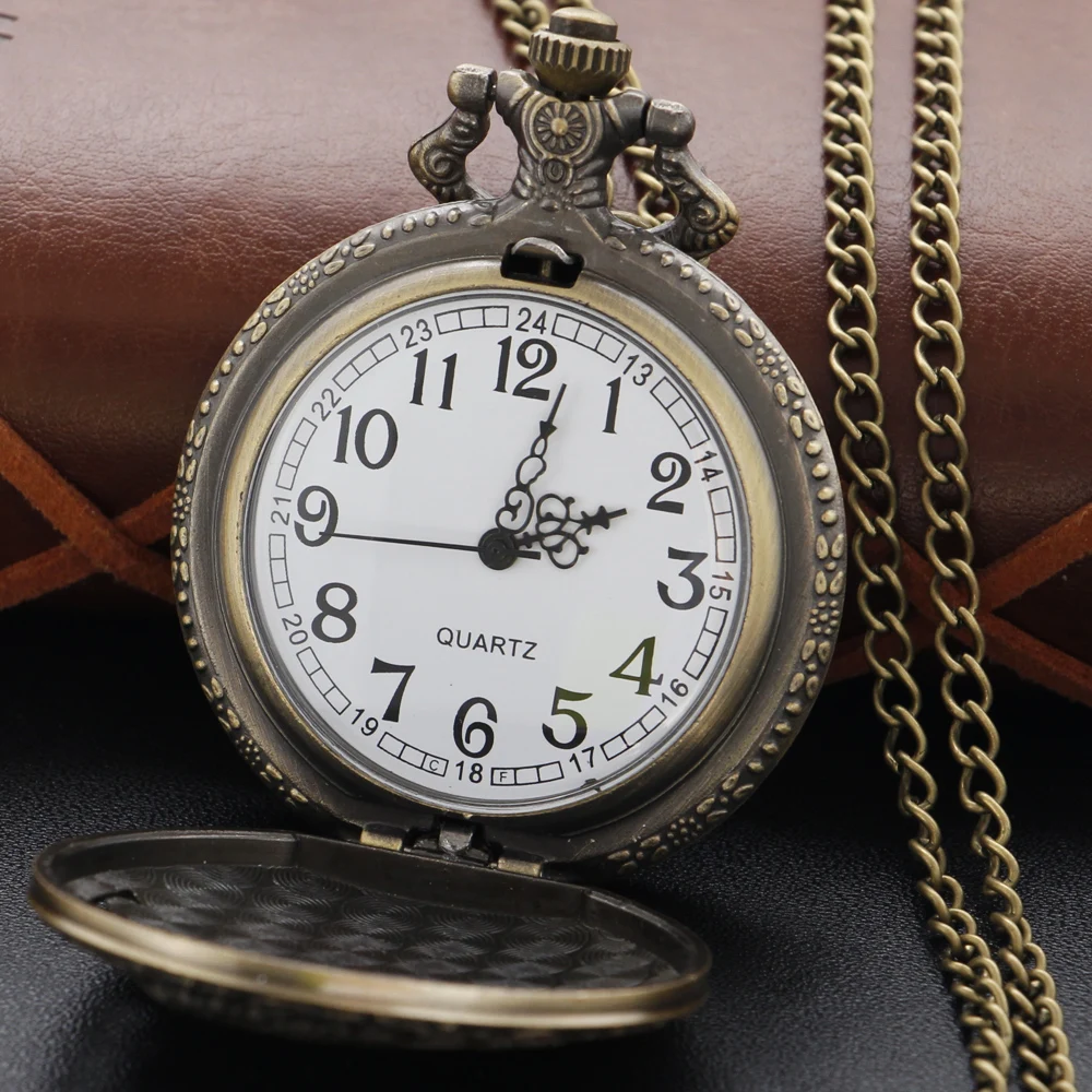 Hunter Standbeeld Bronzen Embleem Quartz Zakhorloge Vintage Ketting Universele Mini Cadeau Voor Mannelijke En Vrouwelijke Studenten