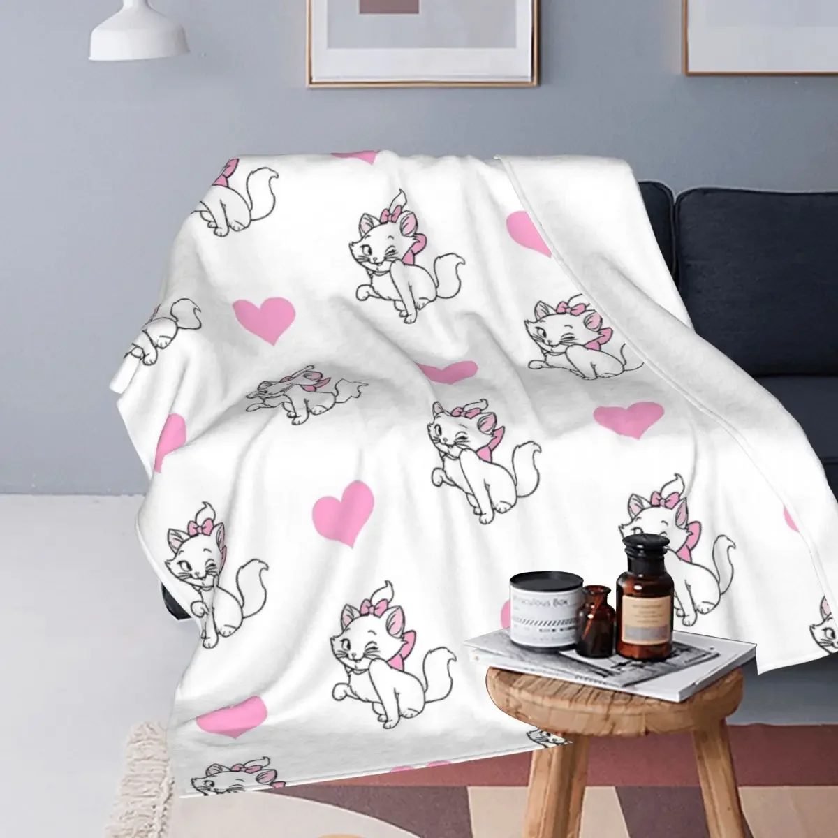 Cute Kitty Heart Marie Cat Aristocats Blanket Flannel Portable Super Soft Throw Blankets for Bed Couch Plush Thin Quilt